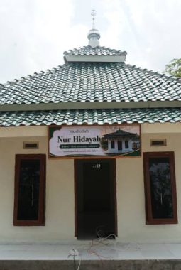 Dua Tahun Tak Digunakan, Musholla Nur Hidayah Kini Rampung 100 Persen