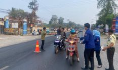 Bank Sumsel Babel Cabang Indralaya Bagikan 1.000 Masker kepada Warga dan Pengguna Jalan