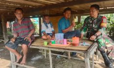 Bangun Komunikasi Yang Baik Dengan Mitra Karib, Babinsa Patroli dan Komsos di Wilayah Binaan