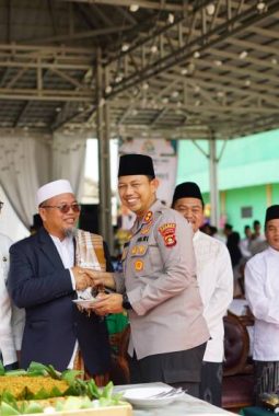 Kapolres OKI Hadiri Hari Santri 2026 di Ponpes An-Nur, Perkuat Silaturahmi dengan Ulama dan Masyarakat