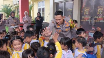 Polres OKI Tanamkan Kepedulian Lingkungan, Siswa TK Belajar Bahaya Karhutla